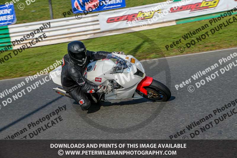 PJ Motorsport Photography 2018;enduro digital images;event digital images;eventdigitalimages;mallory park;mallory park photographs;mallory park trackday;mallory park trackday photographs;no limits trackdays;peter wileman photography;racing digital images;trackday digital images;trackday photos